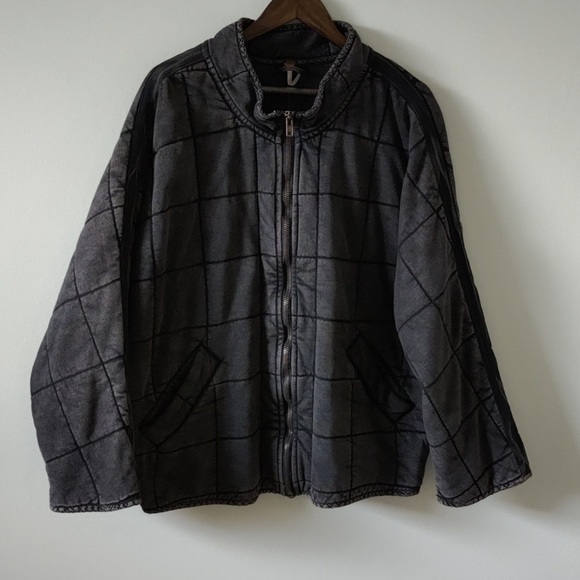 Free People Jackets & Blazers - FREE PEOPLE Dolman Quilted Knit Jacket Size Large Washed Black Oversized EUC